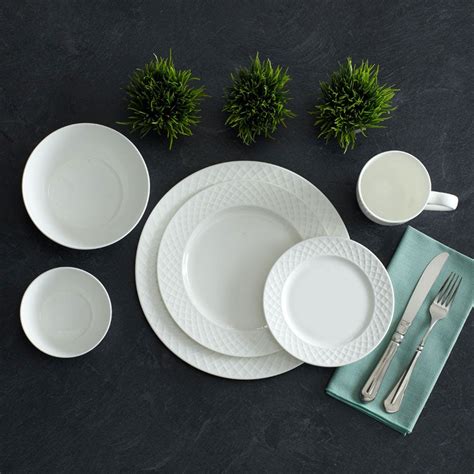 Trellis White Set of 4 Salad Plates – Mikasa