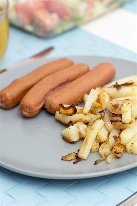 Sausages with Fried Potatoes. Stock Image - Image of breakfast, beef ...