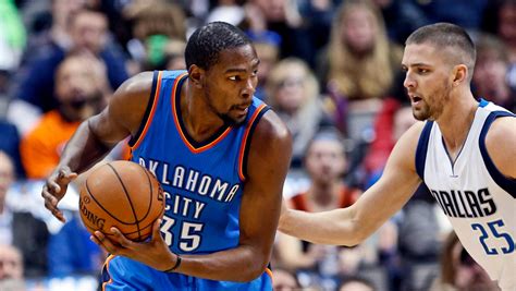 Thunder hold off Mavs for seventh straight win