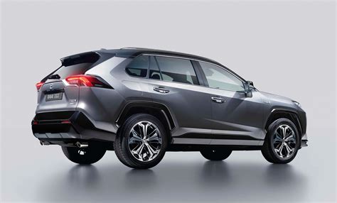 Toyota RAV4 Plug-in Hybrid: llega a Europa el nuevo SUV híbrido ...