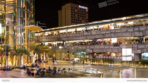 Zooming Timelapse - Siam Paragon And Siam BTS Station, Bangkok Stock video footage | 1326767