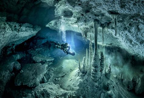 Fotógrafo capta en México cuevas submarinas mayas como de otro mundo formadas hace millones de ...