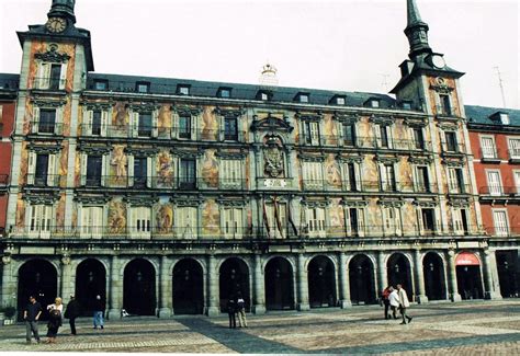 Plaza Mayor, Madrid | Built during the 17th century, this wa… | Flickr