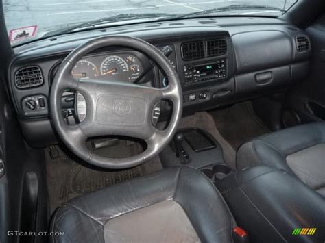 Camel Interior 2000 Dodge Durango SLT 4x4 Photo #41578959 | GTCarLot.com