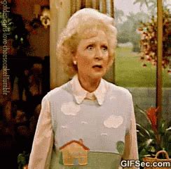 Old Woman GIF - TheGoldenGirls BettyWhite Faint - Discover & Share GIFs