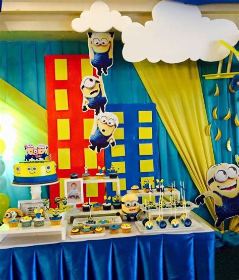 Pin de BALLOONS NETWORK PARTY DESIGN en Minions theme party | Fiestas ...