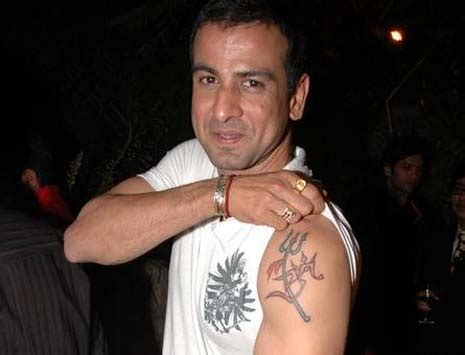 Tattoo Design Art: Indian Celebrities with Tattoos - Bollywood Tattoo ...