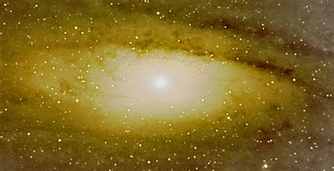 Andromeda Galaxy: Central Regions - Sky & Telescope - Sky & Telescope