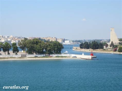 Photos of Southern Italy: Brindisi, the Entrance of the Port