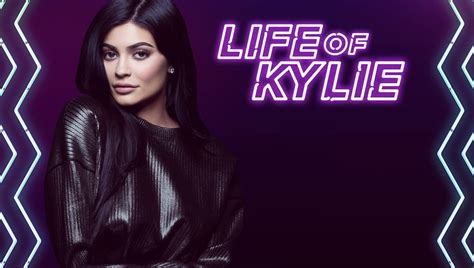 Kylie Jenner struggles to be relatable in her reality show – Scot Scoop ...