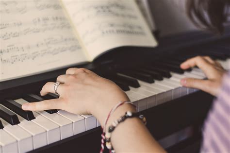 Composición musical moderna, una manifestación íntima del arte | VIU Colombia