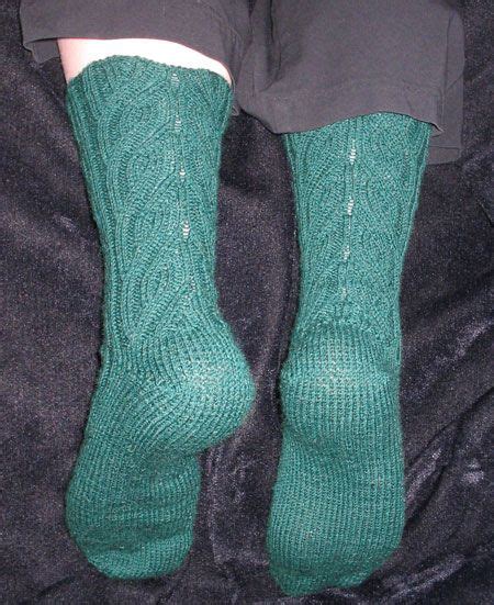 Sock knitting patterns, Knitting socks, Knitting techniques