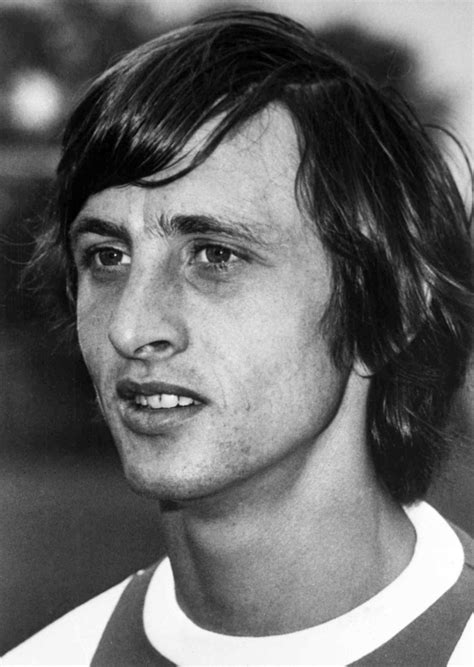 Dutch soccer great Johan Cruyff dies at age 68 | Daily Mail Online