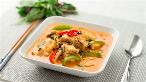 Thai Red Curry Recipe - ChichiLicious.com