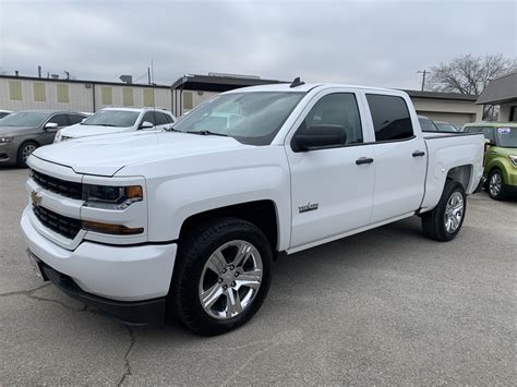 Used 2018 Chevrolet Silverado 1500 Custom Crew Cab 2WD for Sale - Auto USA