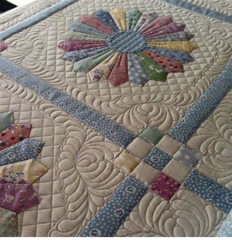 Pin by Julie burkey on Quilting Ideas | Patchwork quilting designs, Machine quilting designs ...