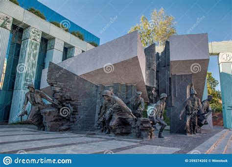 Warsaw Uprising Monument editorial photography. Image of touristic ...