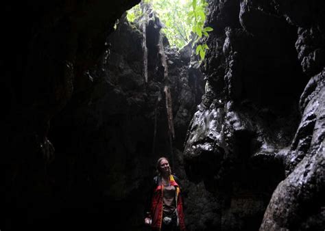 Caves in Cherrapunji: Burrow Through The Longest Caves In India