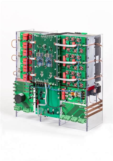 Fraunhofer ISE presenta un inverter in carburo di silicio per applicazioni a media tensione – pv ...