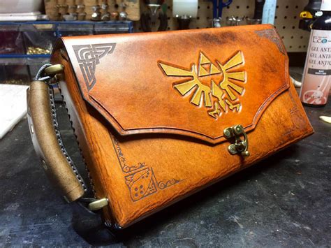 Zelda themed Nintendo Switch case : NintendoSwitch