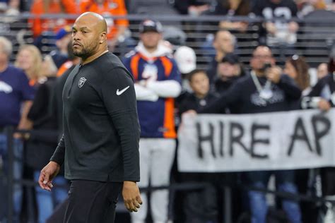 Why the Raiders should retain interim coach Antonio Pierce and GM Champ ...