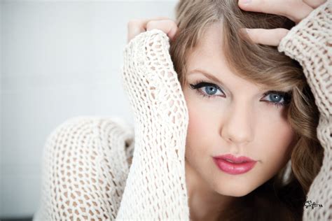 Taylor Swift - Photoshoot #110: Speak Now album (2010) - Anichu90 Photo ...