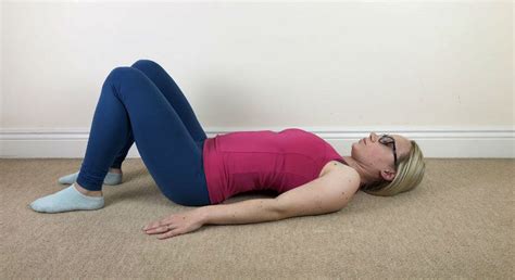 How to Test Yourself for Diastasis Recti? - The Kangaroo Method