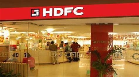 HDFC share price down 16% so far in 2022; brokerages see up to 37% ...