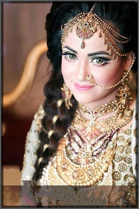 Latest Bridal Nose Ring Styles For 2023 Nath Designs For Asian Bride ...