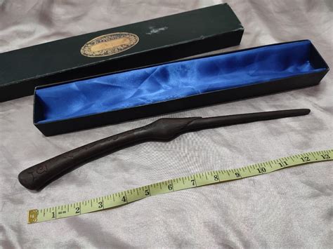 Bellatrix Lestrange Wand, Hobbies & Toys, Memorabilia & Collectibles ...