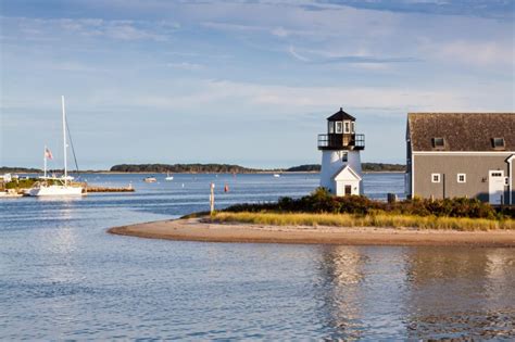 Overview | Cape Winds Resort, Hyannis, MA