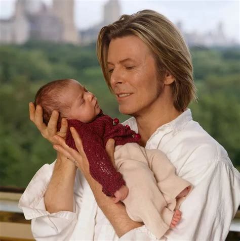 David Bowie's teenage daughter Lexi seen for the first time since superstar's death - Mirror Online