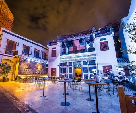 The Riverhouse | Pub, Bar, Club | Entertainment | Food & Beverage | Clarke Quay