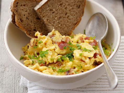 Scrambled Eggs with Ham recipe | Eat Smarter USA