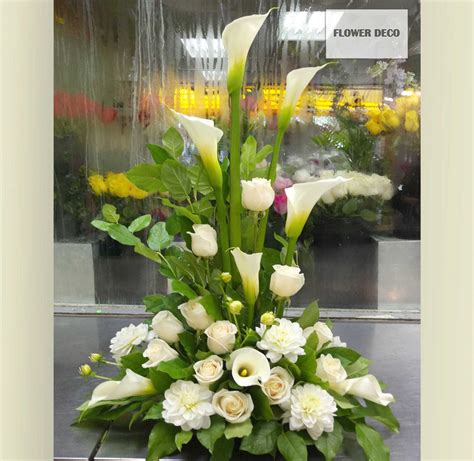 Calla Lilies Arrangement – Flower Deco