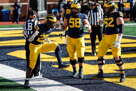 Michigan expects 3-man rotation at running back to be a major strength