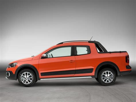 2014 Volkswagen Saveiro Cross Pickup Gets Crew Cab Version in Brazil - autoevolution