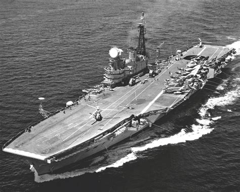 HMS Hermes (R12) 1959-86 | Navy carriers, Royal navy ships, Aircraft ...