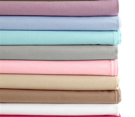 Cotton vs Polyester Sheets: Which is a Better Choice?