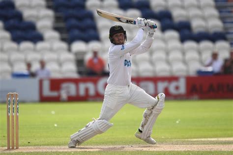 Phil Salt & Luke Wells' onslaught sets Derbyshire monster chase | Sussex Cricket