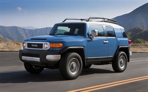 2015 Toyota FJ Cruiser Review, Redesign, Specs and Photos