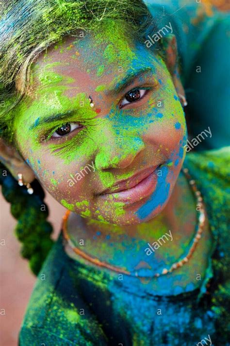 india Holi Festival | Color powder, Holi powder, Holi festival