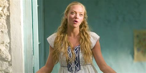 Why Amanda Seyfried Quit Big Love After Mamma Mia | Screen Rant