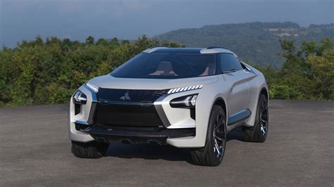 Mitsubishi unveils the all-electric e-Evolution concept - Autodevot