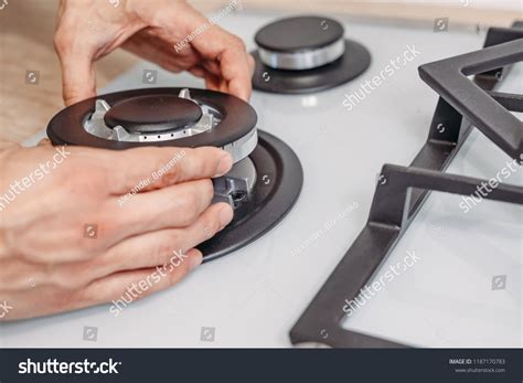 568 Installing Kitchen Hob Images, Stock Photos & Vectors | Shutterstock