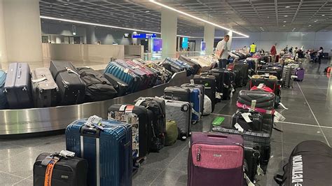 How To Use An Apple AirTag To Track Your Luggage: Photos | lupon.gov.ph