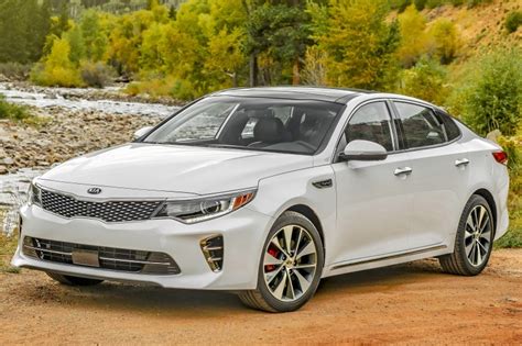 2016 Kia Optima Pictures - 48 Photos | Edmunds