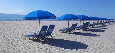 Beach Chair Rental - Visit Delray Beach