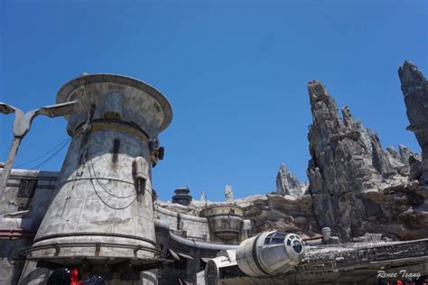 What You Need to Know About Star Wars: Galaxy's Edge - Family Fun Canada