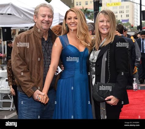 Blake Lively, Ernie Lively and Elaine Lively during Ryan Reynolds Hollywood Star Ceremony held ...